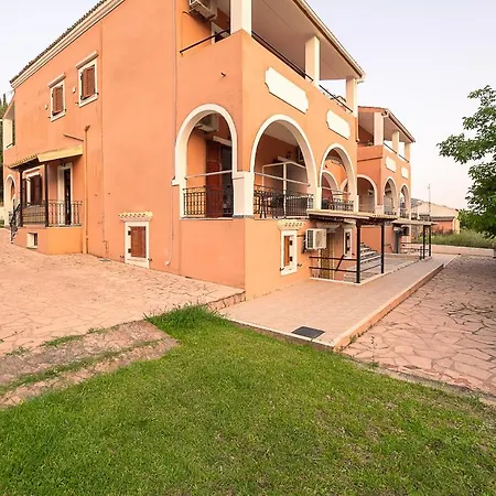 Xenofontas Apartment Agios Georgios Pagon