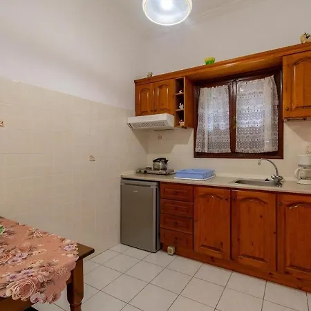 Xenofontas Apartment *