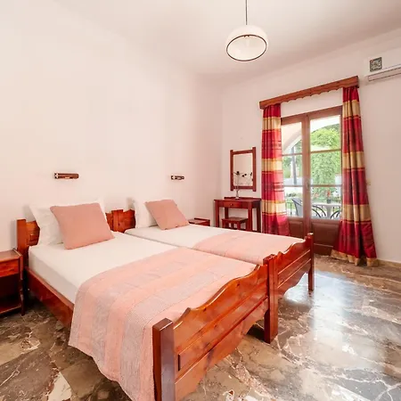 Xenofontas Apartment