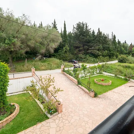 Apartment Xenofontas Agios Georgios Pagon